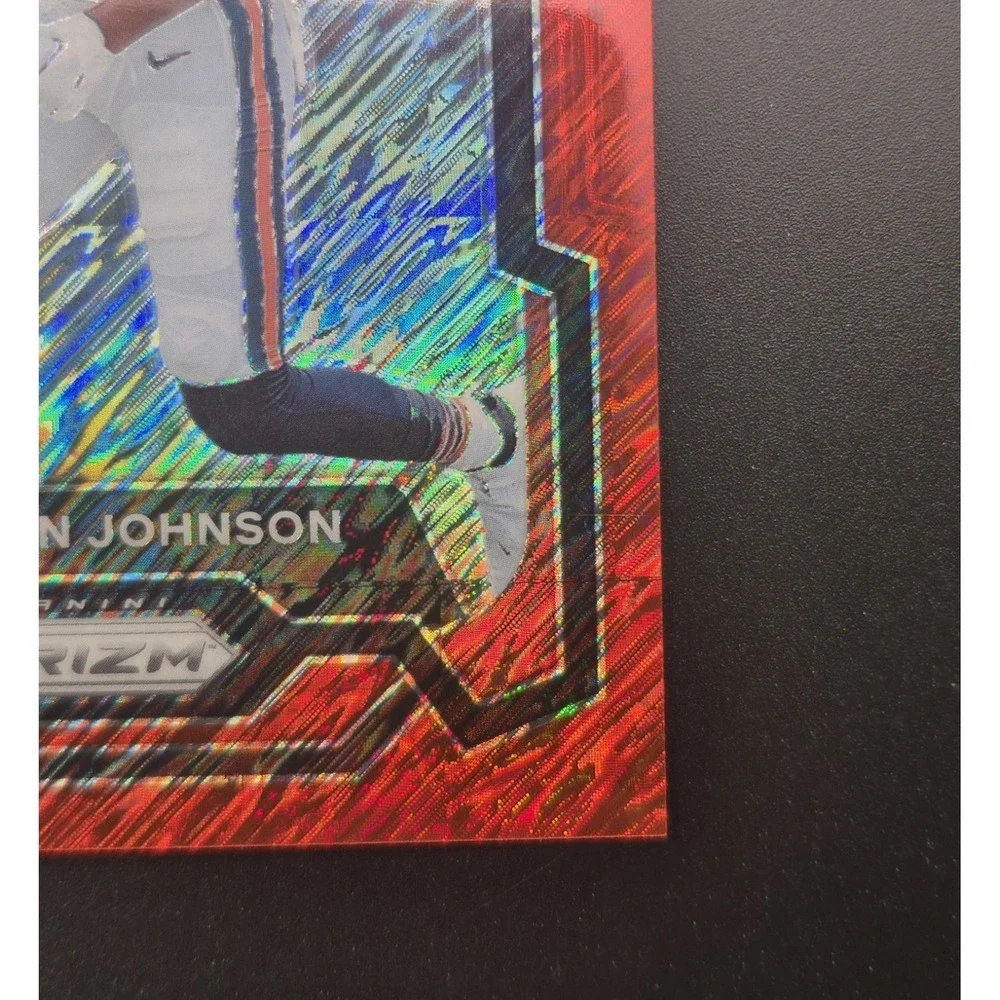 2023 Panini Prizm Rookies Roschon Johnson #314 Red Shimmer Prizm /35 (RC) Bears